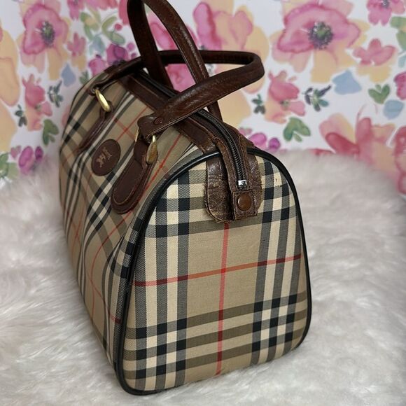 💯Authentic Burberrys Boston Handbag🍀 - Picture 14 of 17
